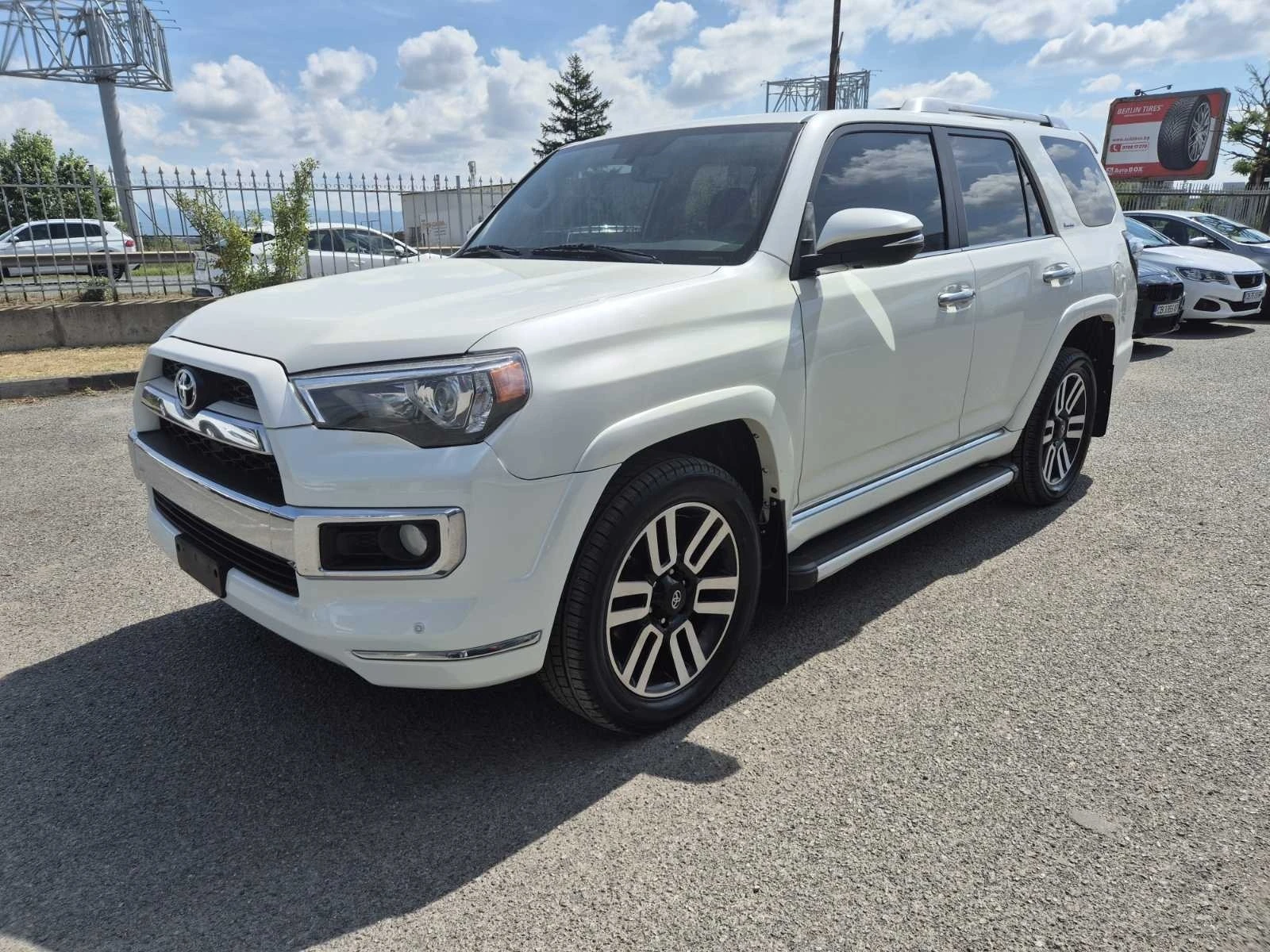 Toyota 4runner Toyota 4runner V6 Limited 7 места - изображение 4