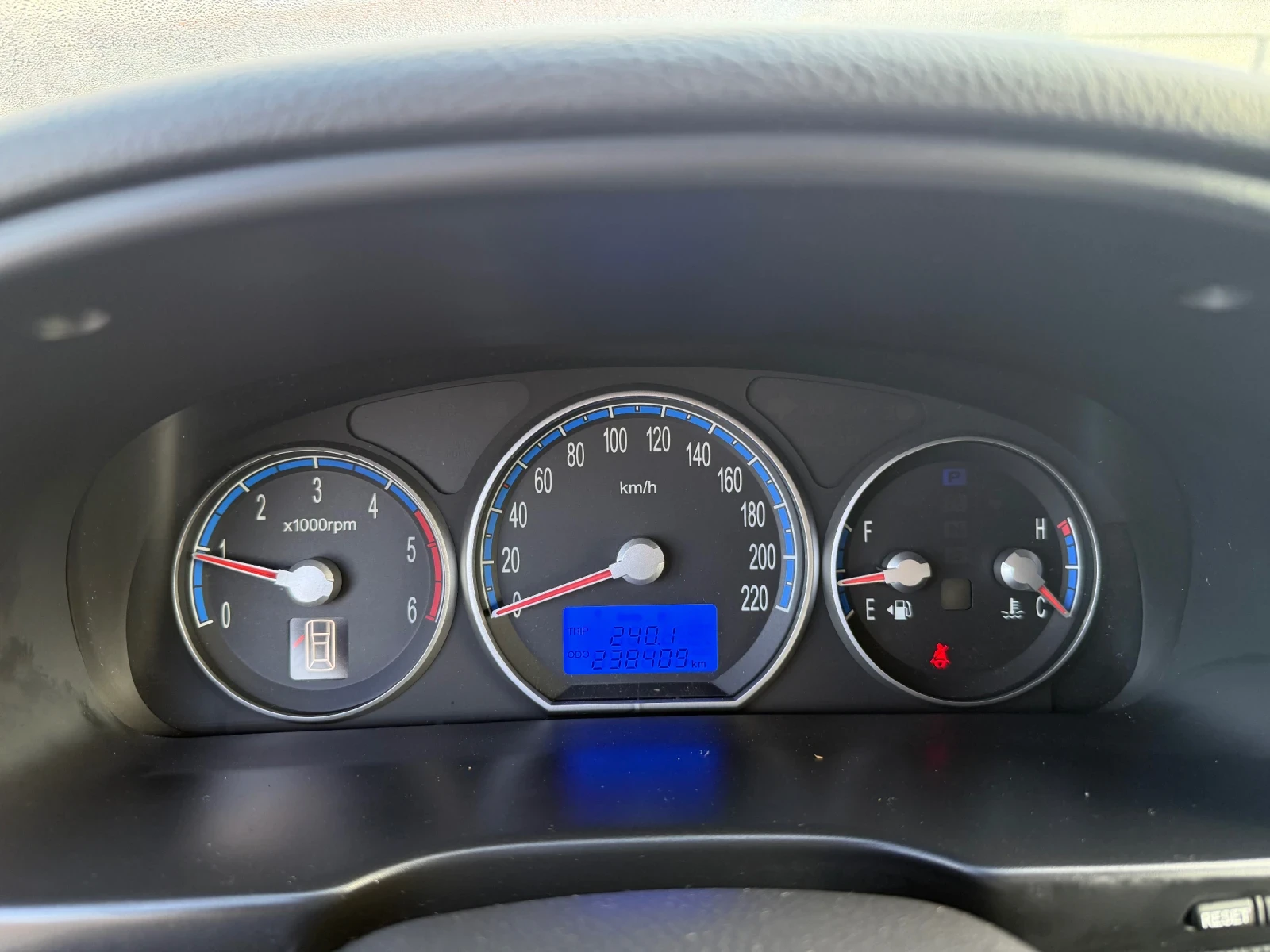 Hyundai Santa fe 2.2CRDi-155PS-АВТОМАТ | Mobile.bg — изображение 13