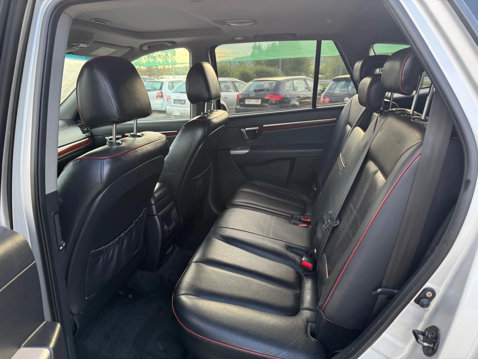 Hyundai Santa fe 2.2CRDi-155PS-АВТОМАТ | Mobile.bg — изображение 11