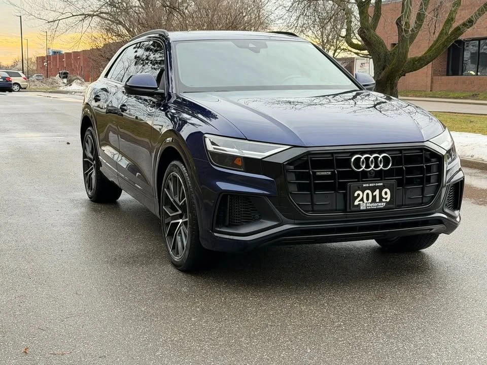 Audi Q8 Подгрев/Обдух/Памет/Панорама/360 камера/Фикс Цена