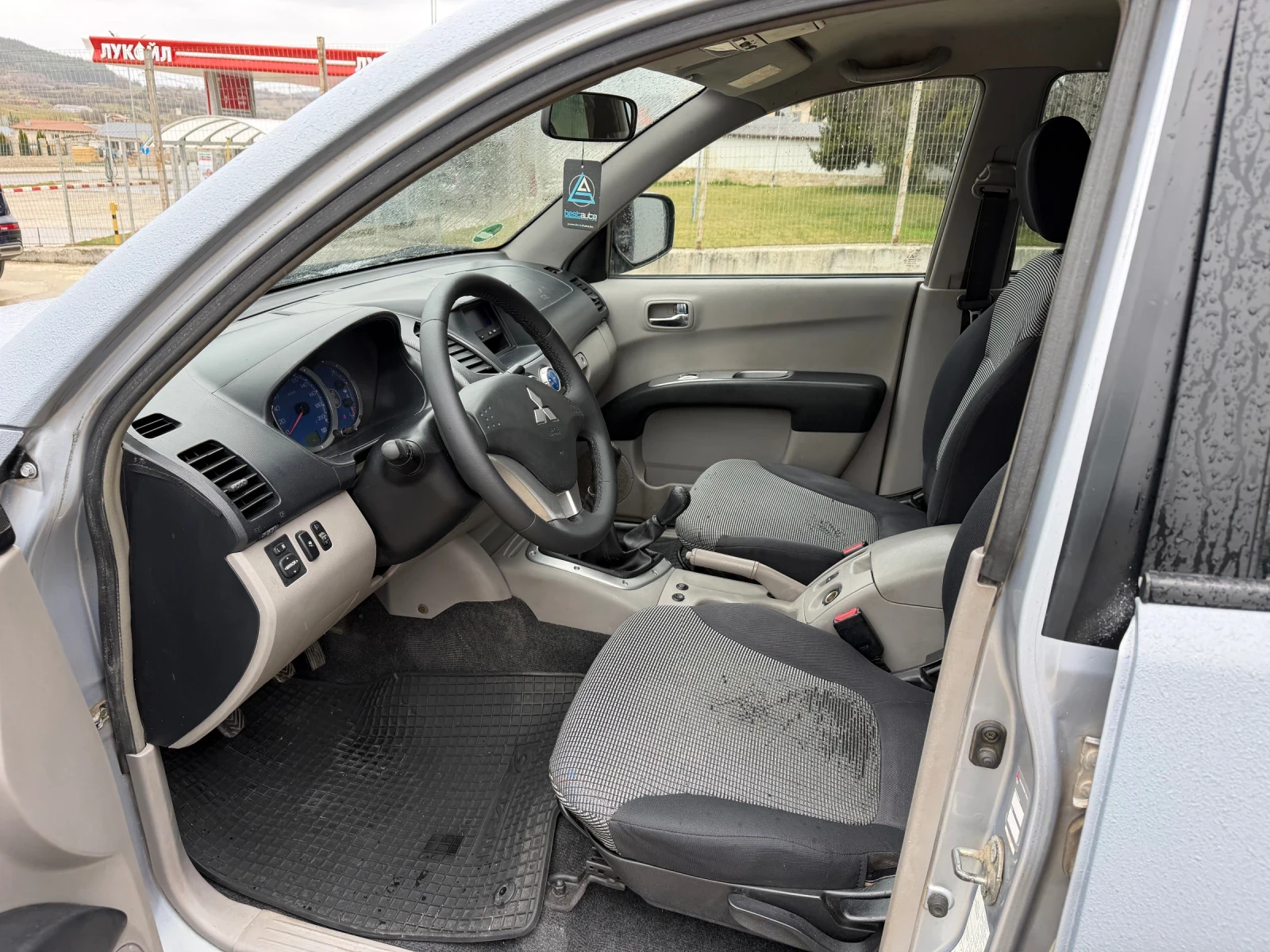 Mitsubishi L200 2.5  136 | Mobile.bg � ����������� 6