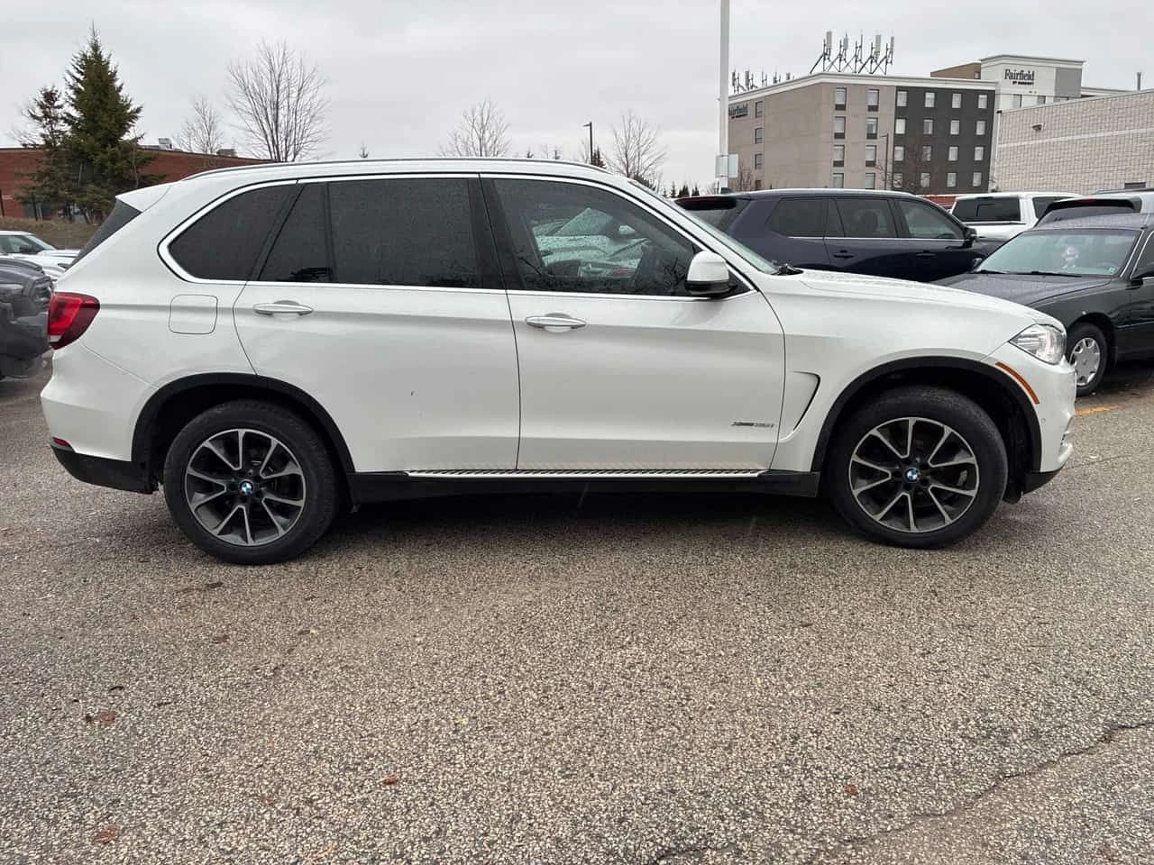 BMW X5 * xDrive35i * ГЛАВНО ПРЕДСТАВИТЕЛСТВО* КАМЕРА* , снимка 3 - Автомобили и джипове - 54173110