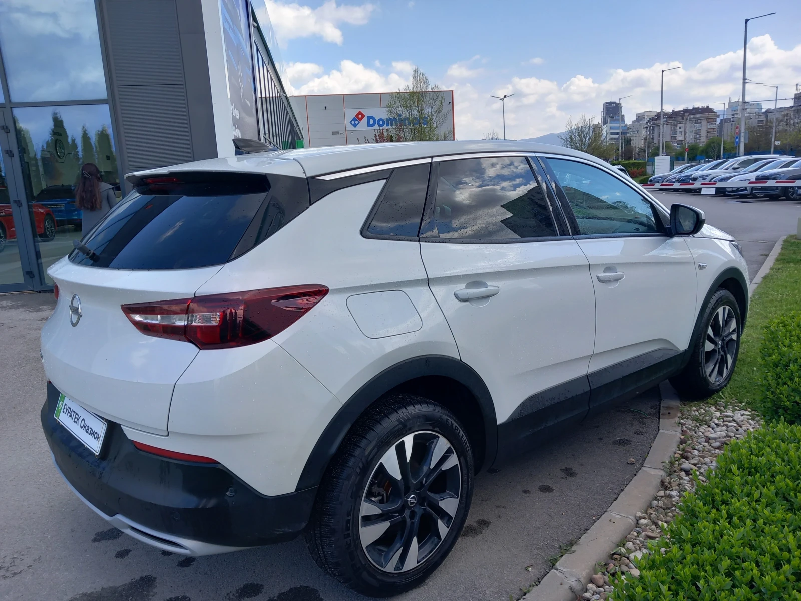 Opel Grandland 1.2i Automatic/ Гаранция, снимка 3 - Автомобили и джипове - 54363917