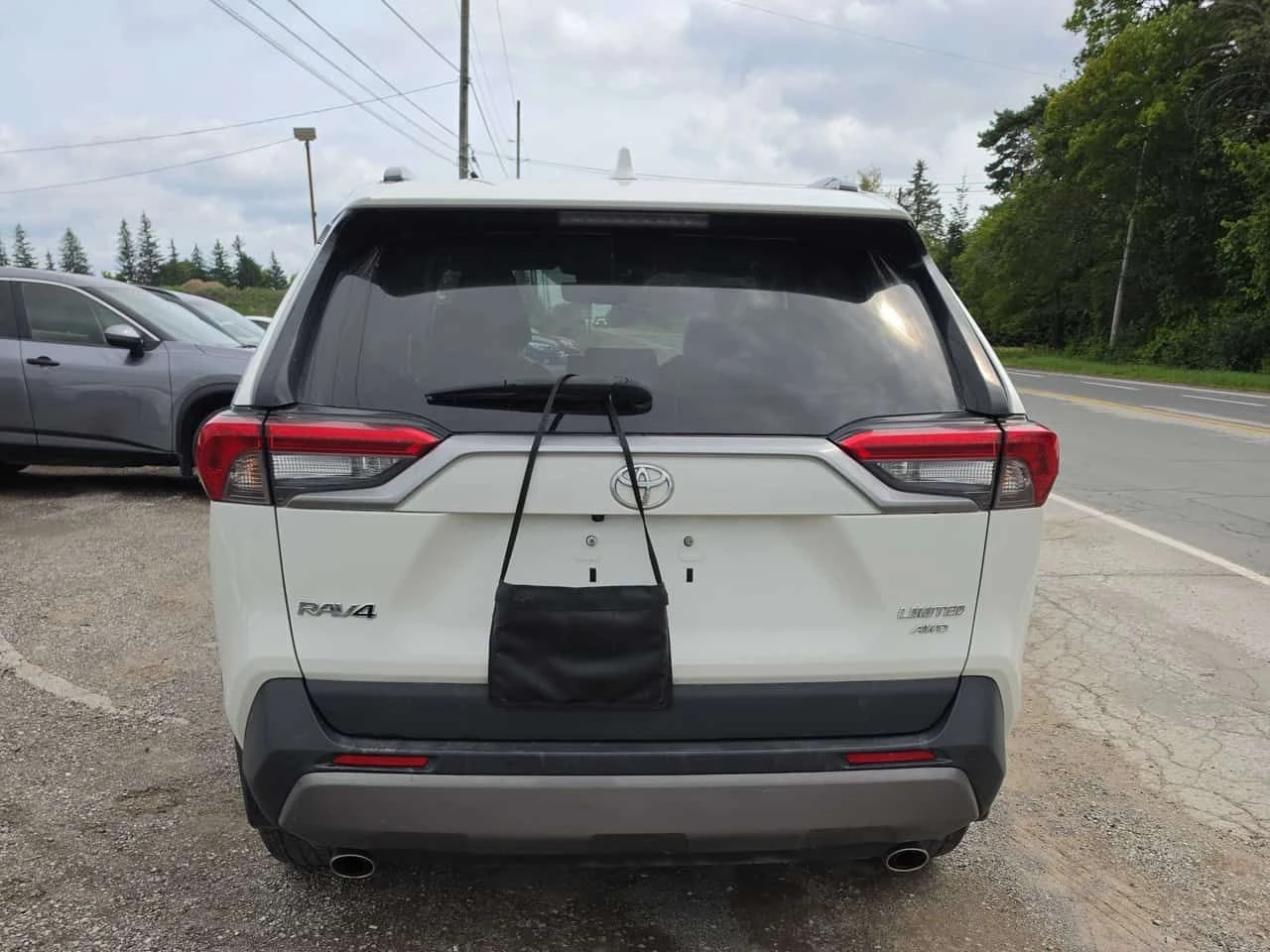 Toyota Rav4 * Limited * АВТОКРЕДИТ БЕЗ ПЪРВОНАЧАЛНА ВНОСКА* , снимка 4 - Автомобили и джипове - 55500948