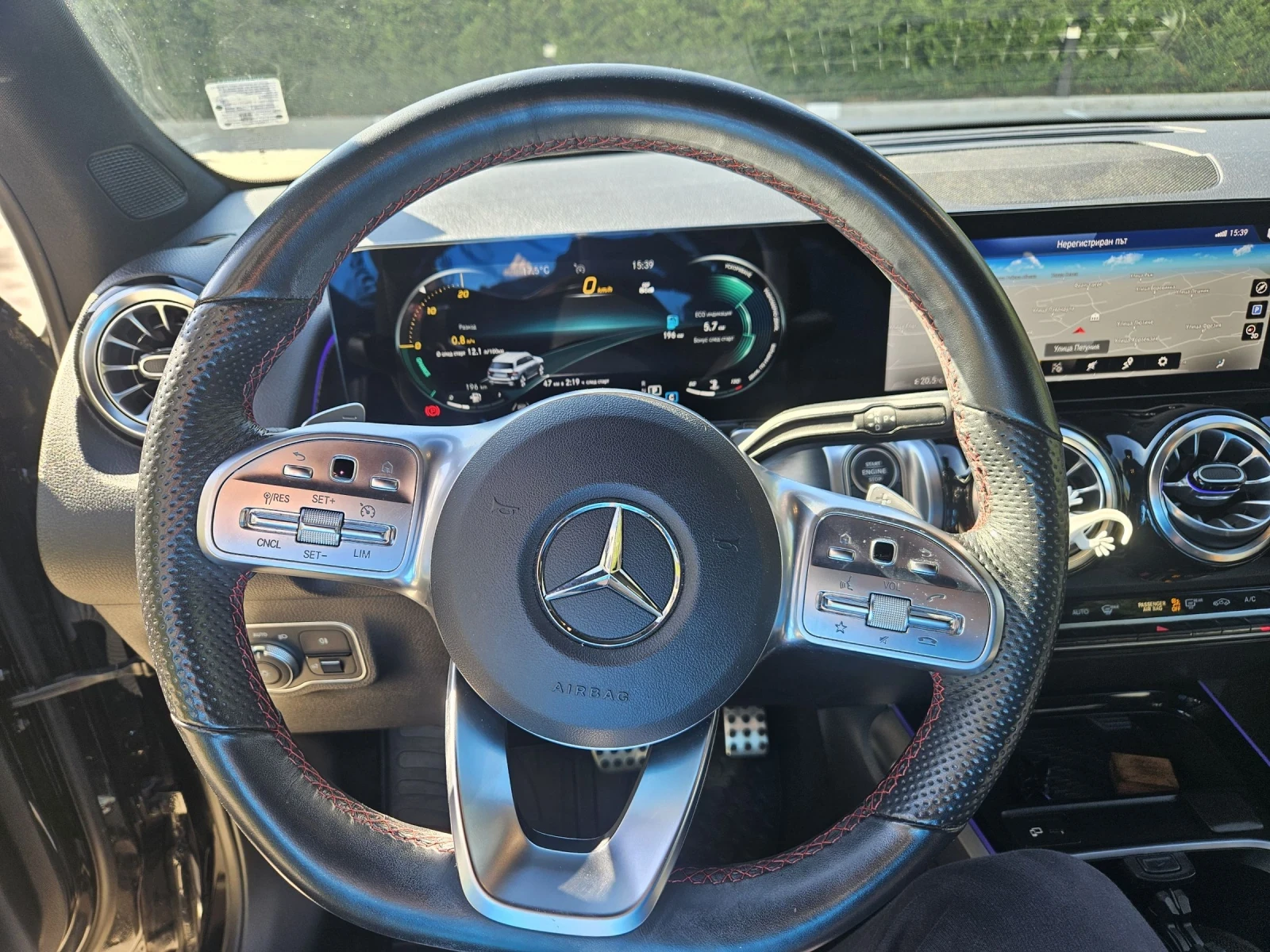 Mercedes-Benz GLB 200, снимка 9 - Автомобили и джипове - 56305149