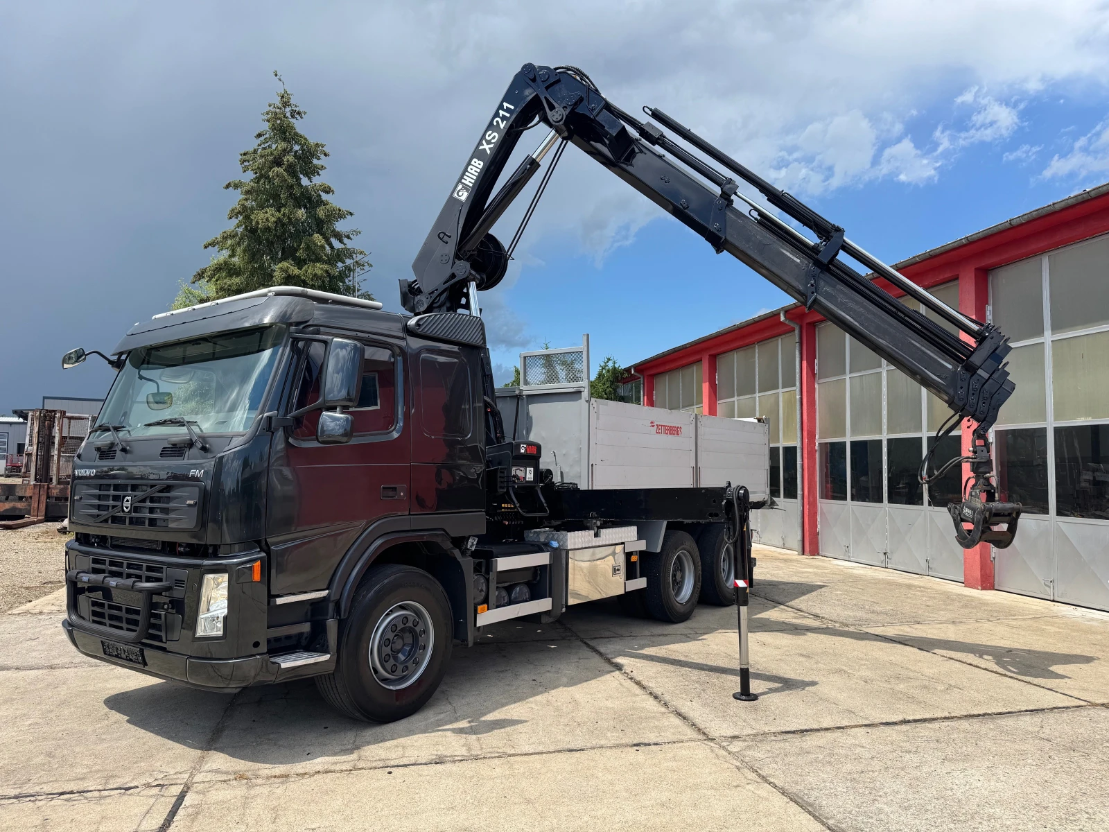 Volvo Fm 440 6X2 самосвал + HIAB 211 EP-5 HIDUO, снимка 12 - Камиони - 54919445
