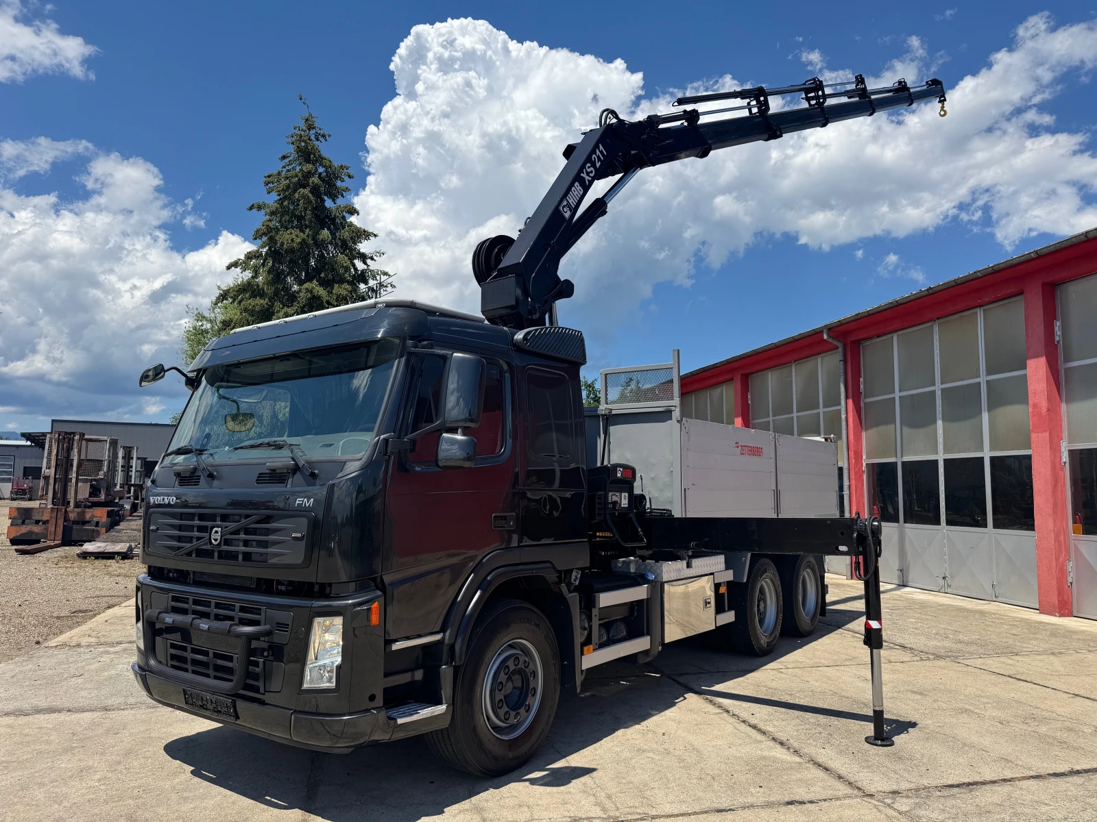 Volvo Fm 440 6X2 самосвал + HIAB 211 EP-5 HIDUO, снимка 9 - Камиони - 54919445