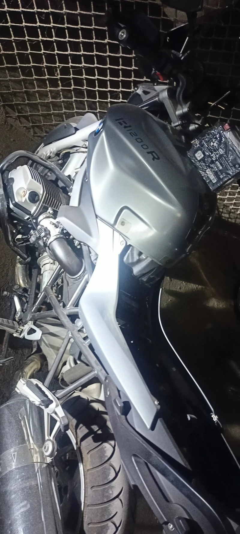 BMW R R1200R, снимка 4 - Мотоциклети и мототехника - 51105132