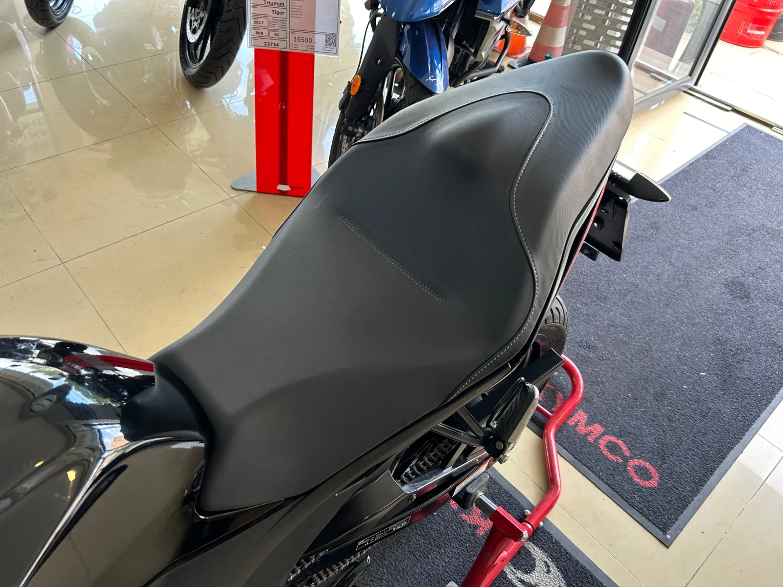 Aprilia Tuono TUONO 125 - изображение 10