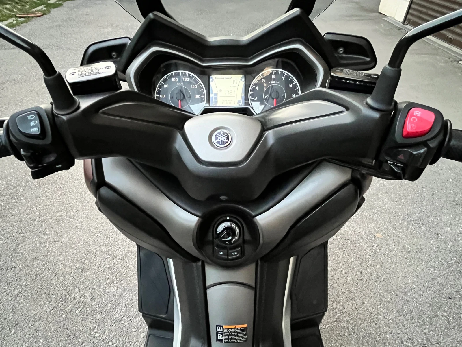 Yamaha X-max 300 ABS, TCS, LED, Kayless - изображение 4