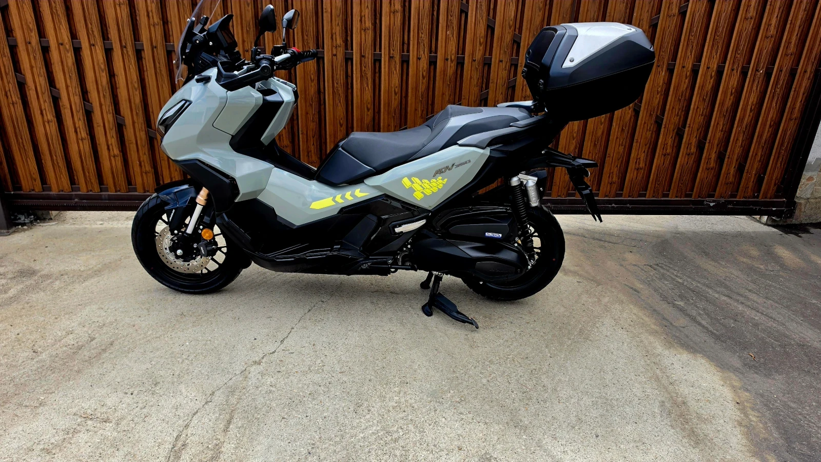 Honda X-ADV 350 TCS ABS TOP