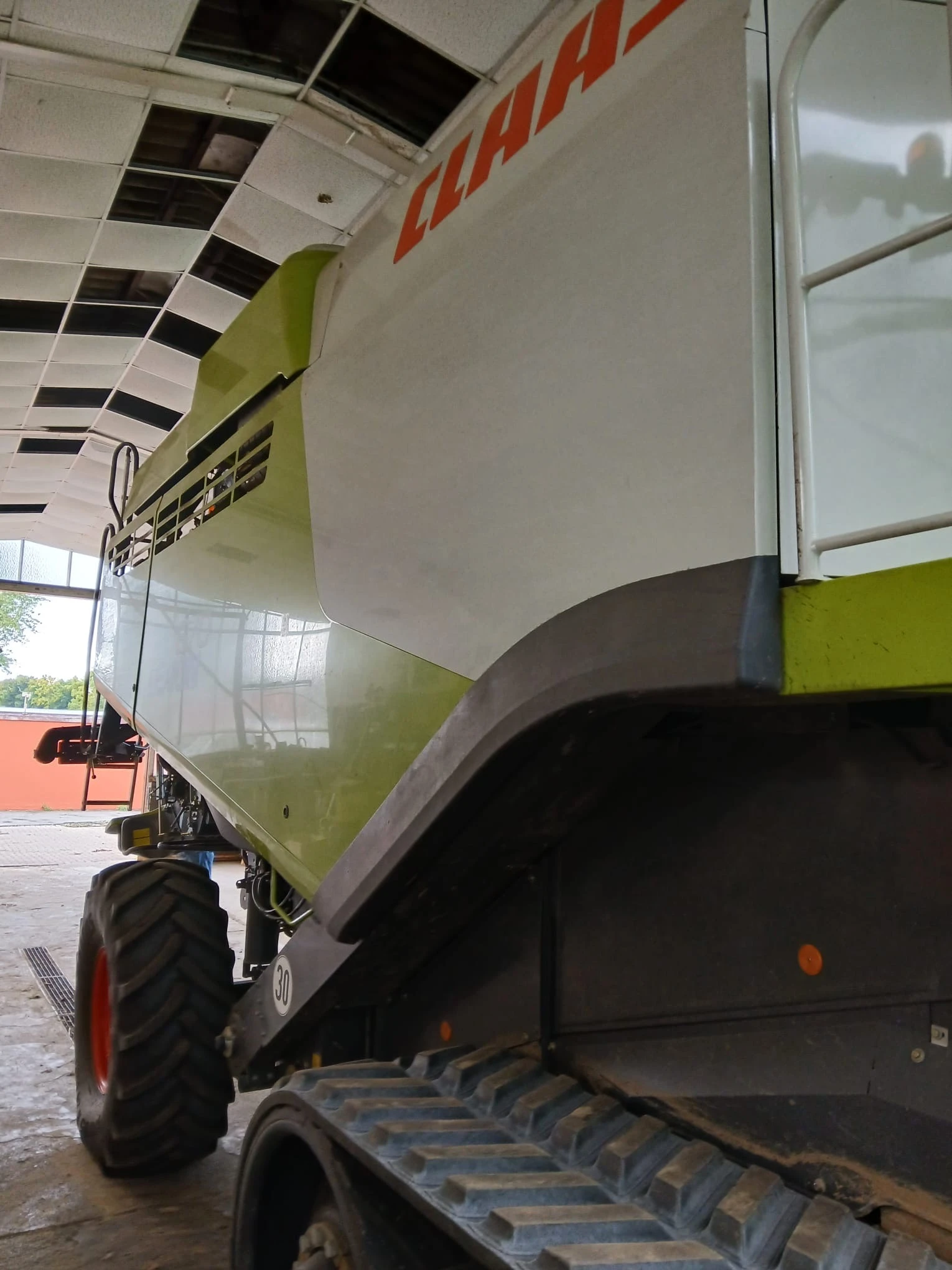 Комбайн Claas LEXION 670 TT + CLAAS VARIO 770 ЛИЗИНГ - изображение 4