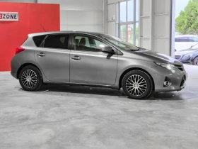     Toyota Auris 1.6i