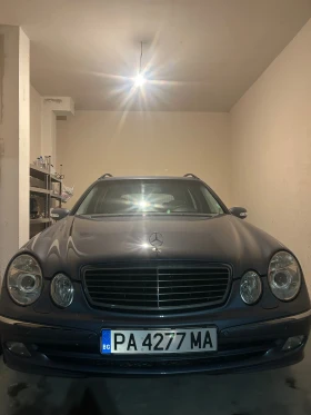 ������ Mercedes-Benz E 320