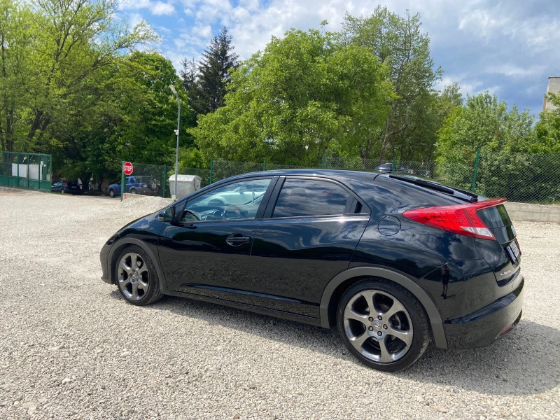 Honda Civic 1.8 СПОРТ Автомат Швейцария Топ Като Нова, снимка 9 - Автомобили и джипове - 45395333