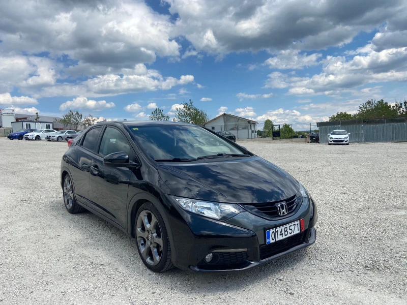 Honda Civic 1.8 СПОРТ Автомат Швейцария Топ Като Нова, снимка 3 - Автомобили и джипове - 45395333