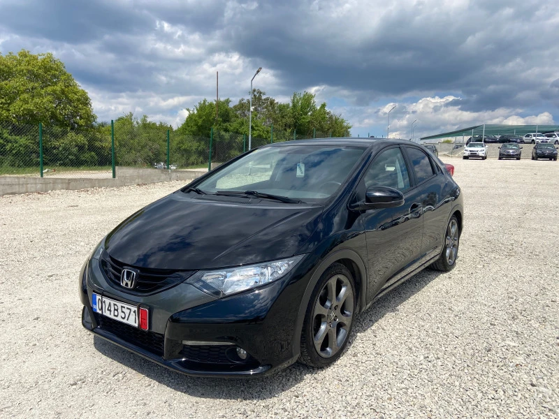 Honda Civic 1.8 СПОРТ Автомат Швейцария Топ Като Нова, снимка 5 - Автомобили и джипове - 45395333