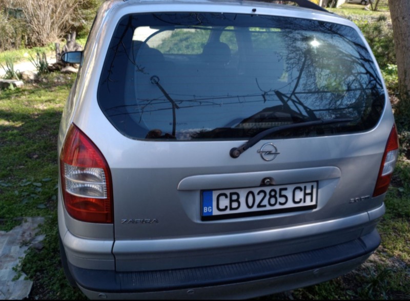 Opel Zafira 2.0CDTI, снимка 4 - Автомобили и джипове - 45538709