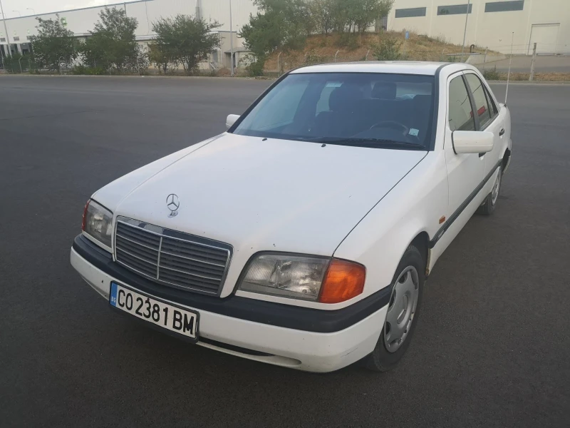 Mercedes-Benz C 180 1.8, снимка 1 - Автомобили и джипове - 47002565