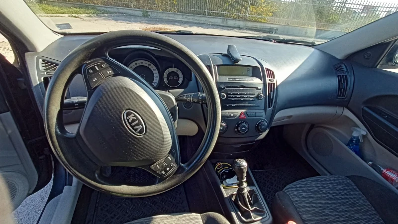 Kia Ceed, снимка 12 - Автомобили и джипове - 47872009