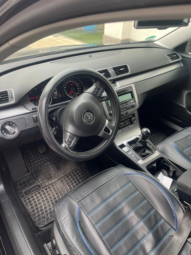 VW Passat, снимка 7 - Автомобили и джипове - 48090011