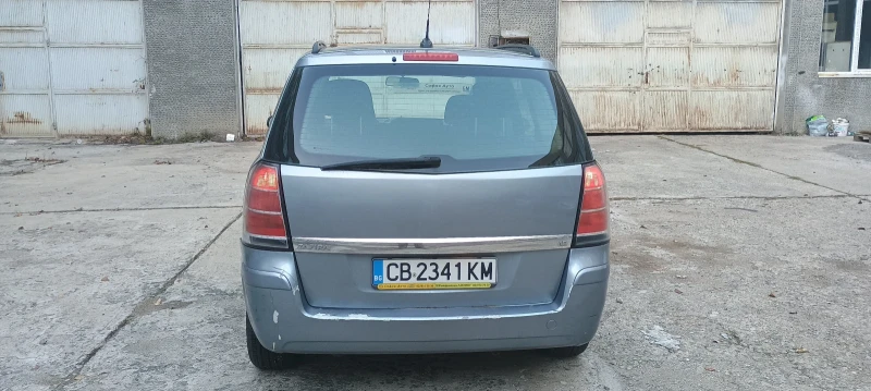 Opel Zafira, снимка 4 - Автомобили и джипове - 48117500