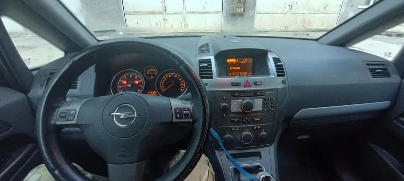 Opel Zafira, снимка 6 - Автомобили и джипове - 48117500