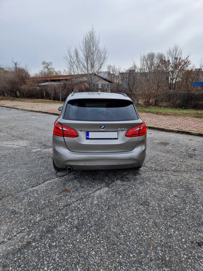 BMW 2 Active Tourer 218d, снимка 6 - Автомобили и джипове - 48475568