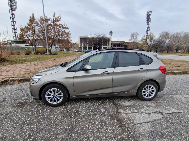 BMW 2 Active Tourer 218d, снимка 8 - Автомобили и джипове - 48475568