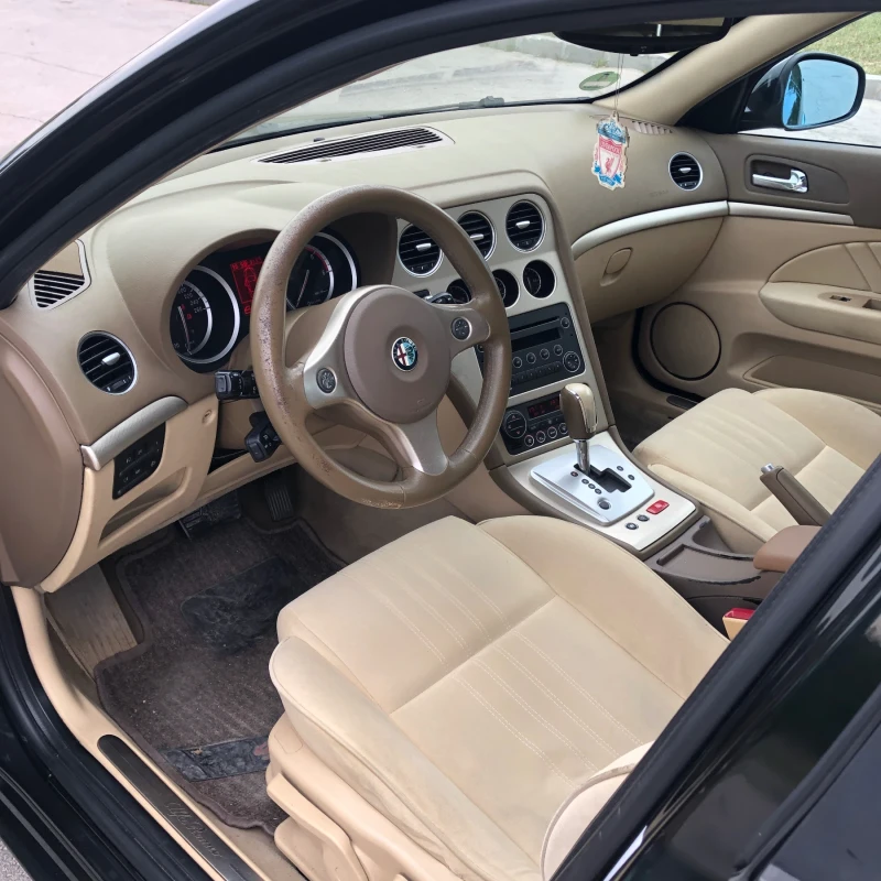 Alfa Romeo 159 JTDm 16V, снимка 11 - Автомобили и джипове - 48653483