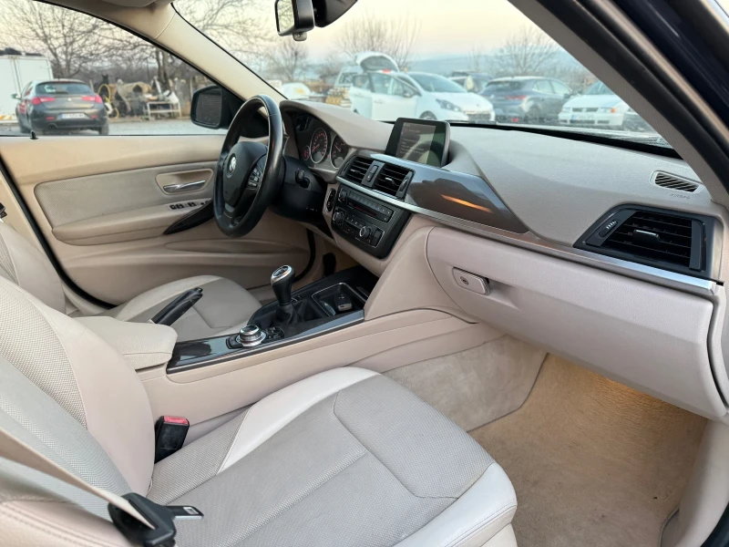 BMW 320 D XDrive , снимка 12 - Автомобили и джипове - 48747102