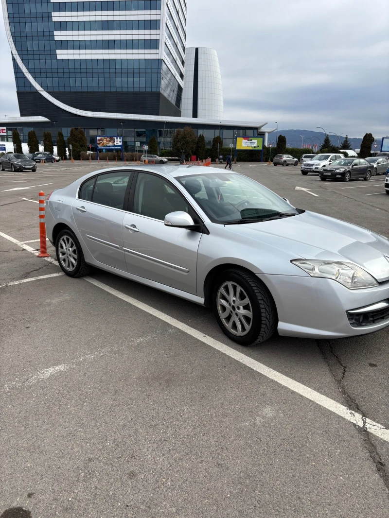 Renault Laguna, снимка 2 - Автомобили и джипове - 49275613