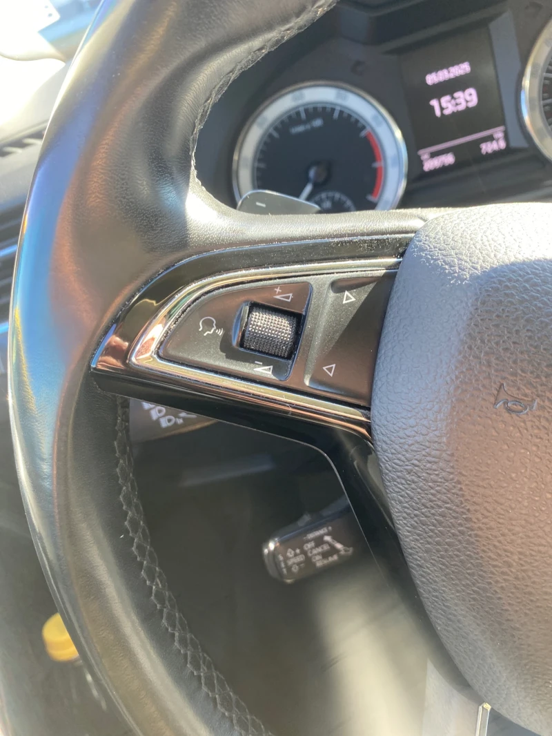 Skoda Octavia 1.5 G-TEC, снимка 15 - Автомобили и джипове - 52293736