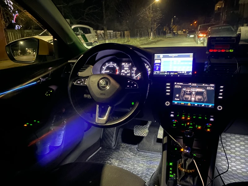 Skoda Octavia 1.5 G-TEC, снимка 17 - Автомобили и джипове - 52293736