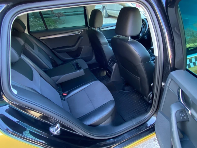 Skoda Octavia 1.5 G-TEC, снимка 6 - Автомобили и джипове - 52293736
