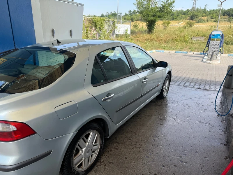 Renault Laguna, снимка 6 - Автомобили и джипове - 52383943