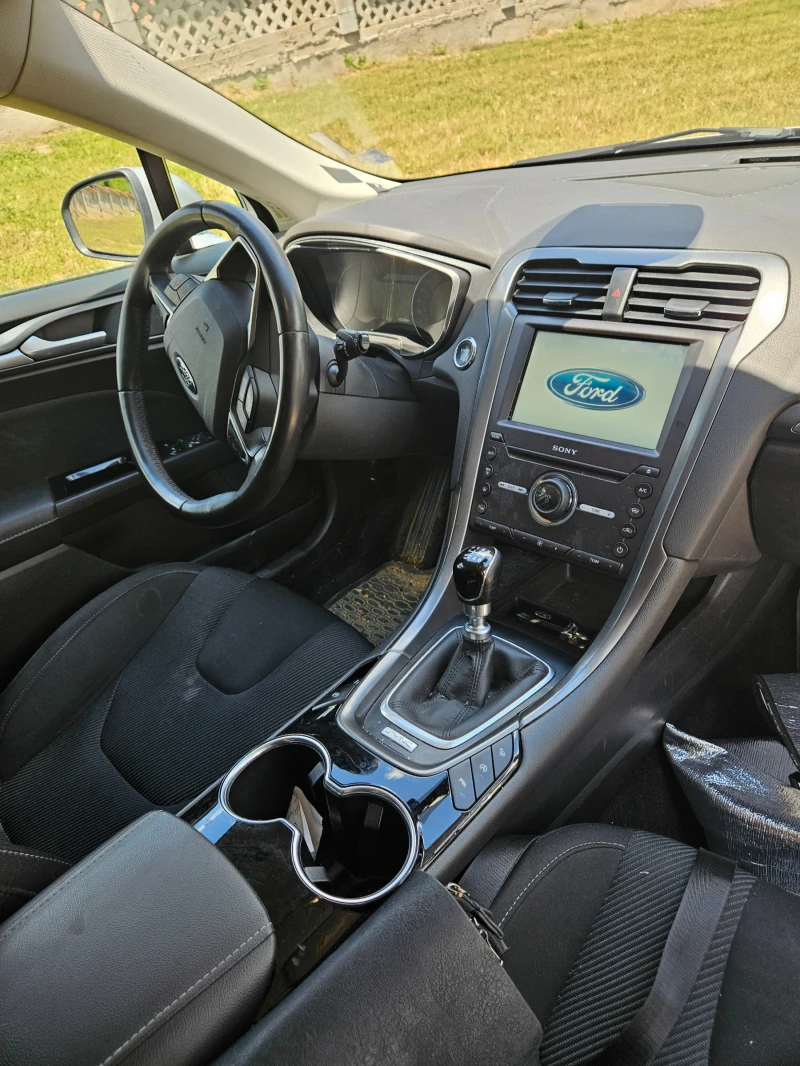 Ford Mondeo 1.5 EcoBoost, снимка 10 - Автомобили и джипове - 52132392
