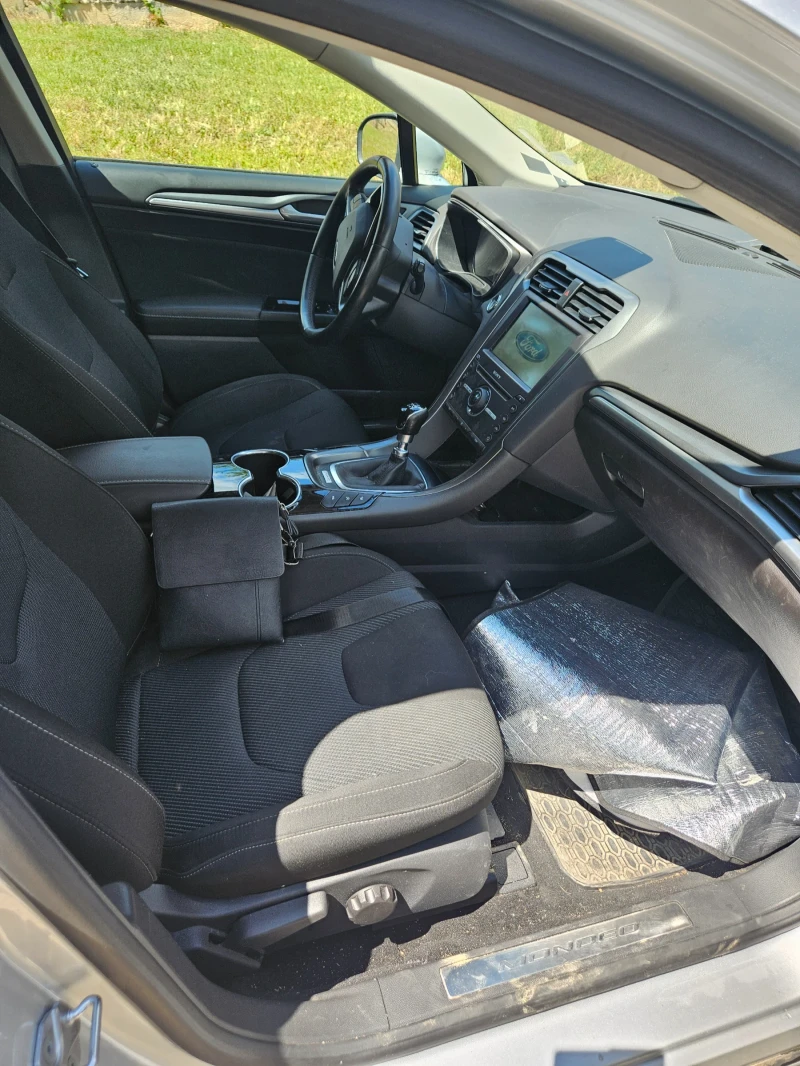 Ford Mondeo 1.5 EcoBoost, снимка 9 - Автомобили и джипове - 52132392