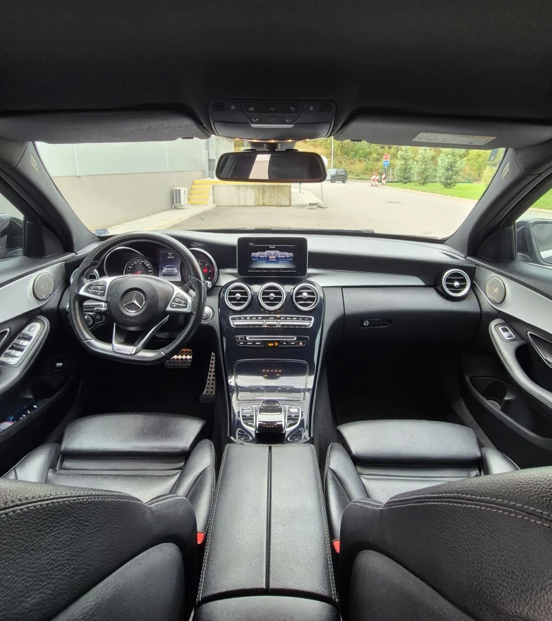 Mercedes-Benz C 220 AMG, снимка 11 - Автомобили и джипове - 51888564