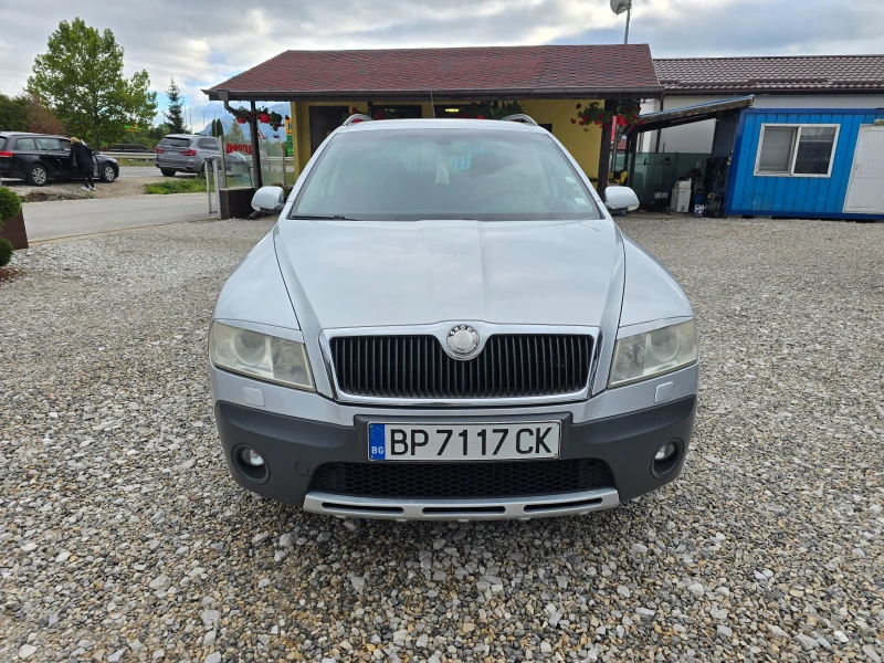 Skoda Octavia 2.0TDI 140кс SCOUT, снимка 8 - Автомобили и джипове - 51971168