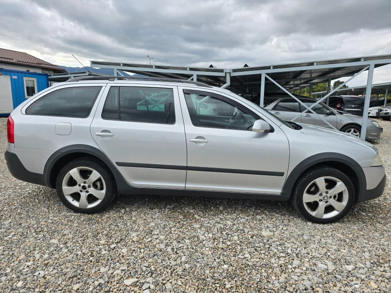 Skoda Octavia 2.0TDI 140кс SCOUT, снимка 6 - Автомобили и джипове - 51971168