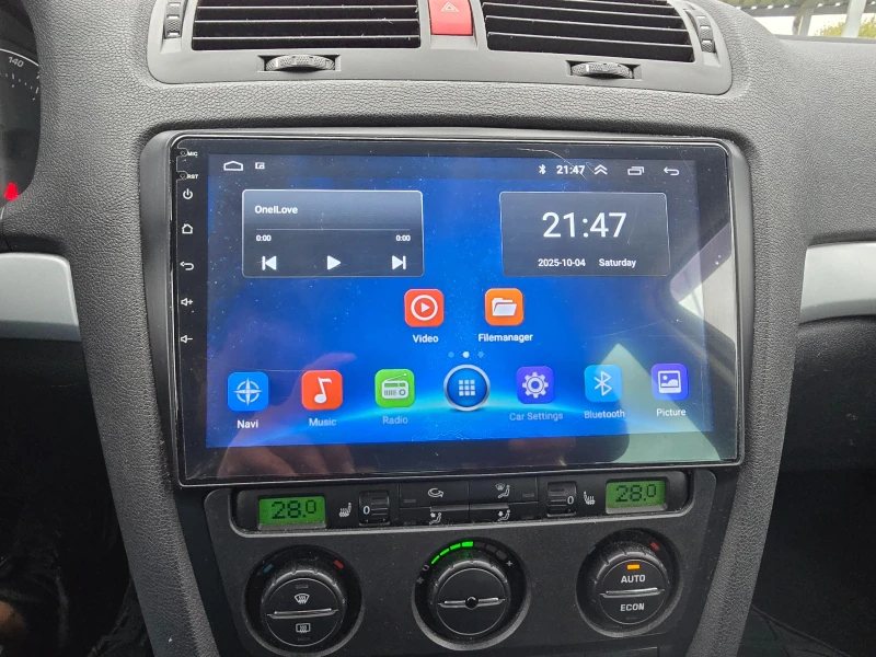 Skoda Octavia 2.0TDI 140кс SCOUT, снимка 13 - Автомобили и джипове - 51971168