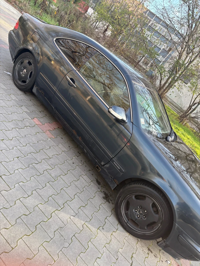 Mercedes-Benz CLK clk200, снимка 3 - Автомобили и джипове - 52628445