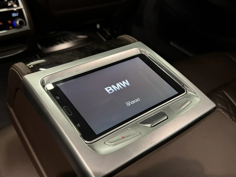 BMW 740 740e* Pano* Harman Kardon* Head UP* MEM* Подгрев н, снимка 10 - Автомобили и джипове - 52633748