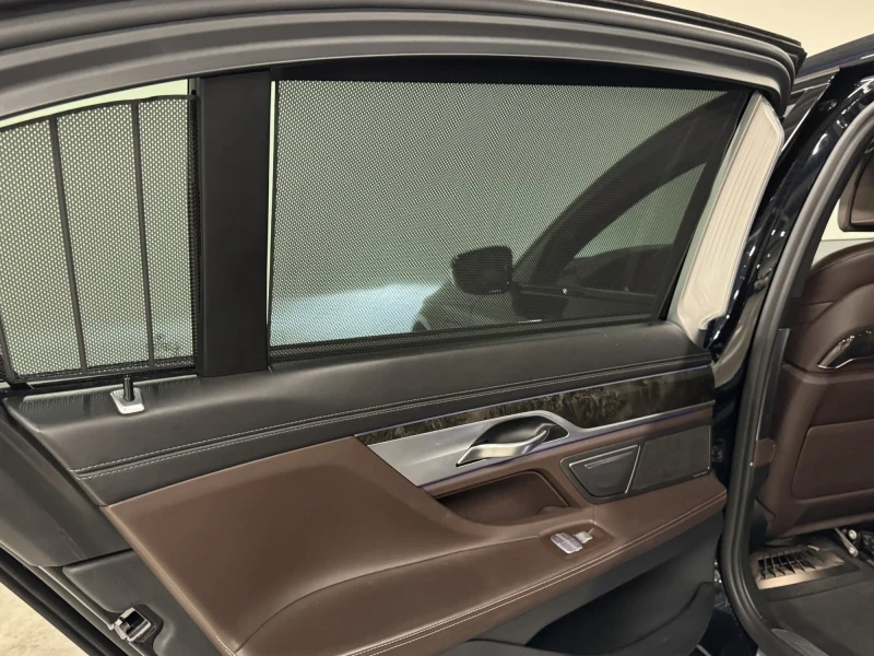 BMW 740 740e* Pano* Harman Kardon* Head UP* MEM* Подгрев н, снимка 8 - Автомобили и джипове - 52633748