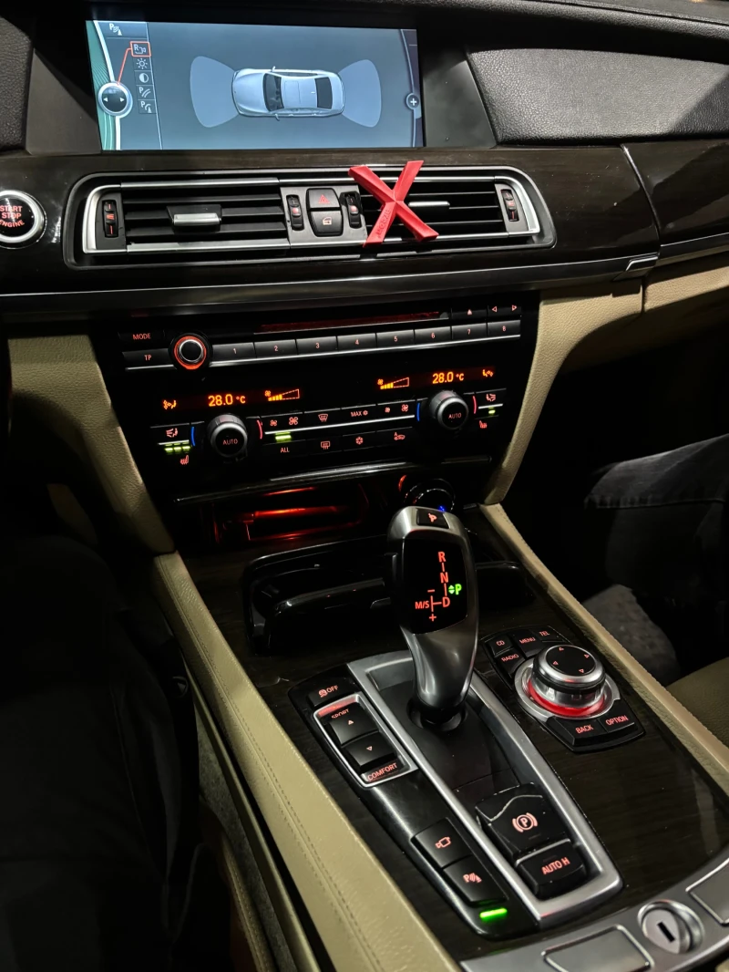 BMW 730, снимка 13 - Автомобили и джипове - 52713497