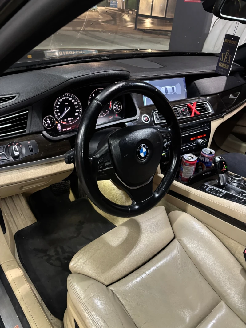 BMW 730, снимка 12 - Автомобили и джипове - 52713497