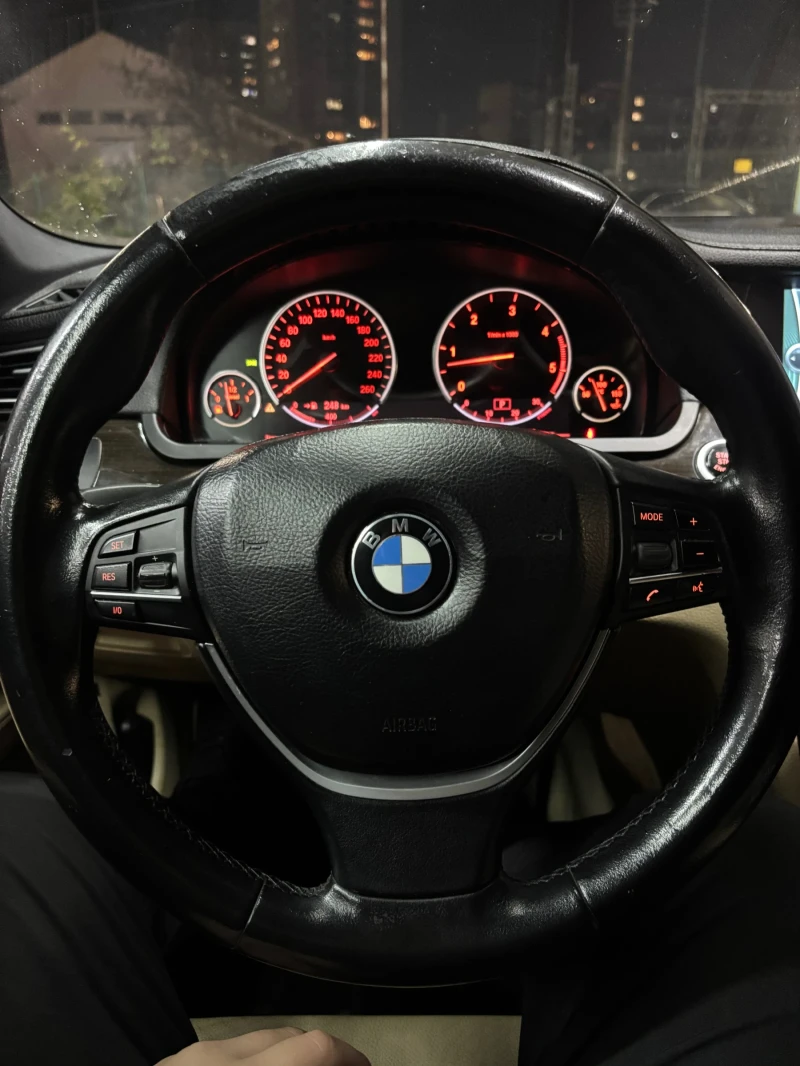 BMW 730, снимка 15 - Автомобили и джипове - 52713497
