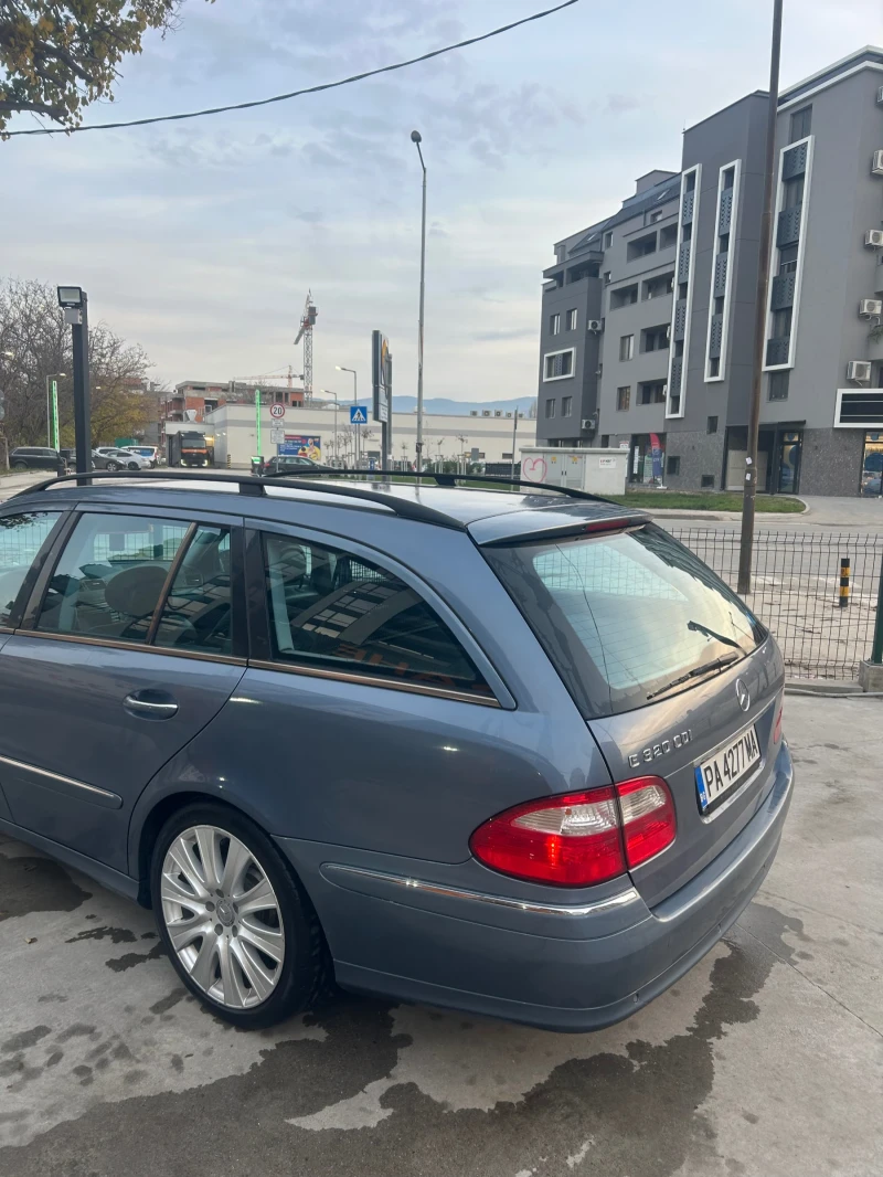 Mercedes-Benz E 320 CDI/Редови 6/Harman Kardon, снимка 5 - Автомобили и джипове - 53238095