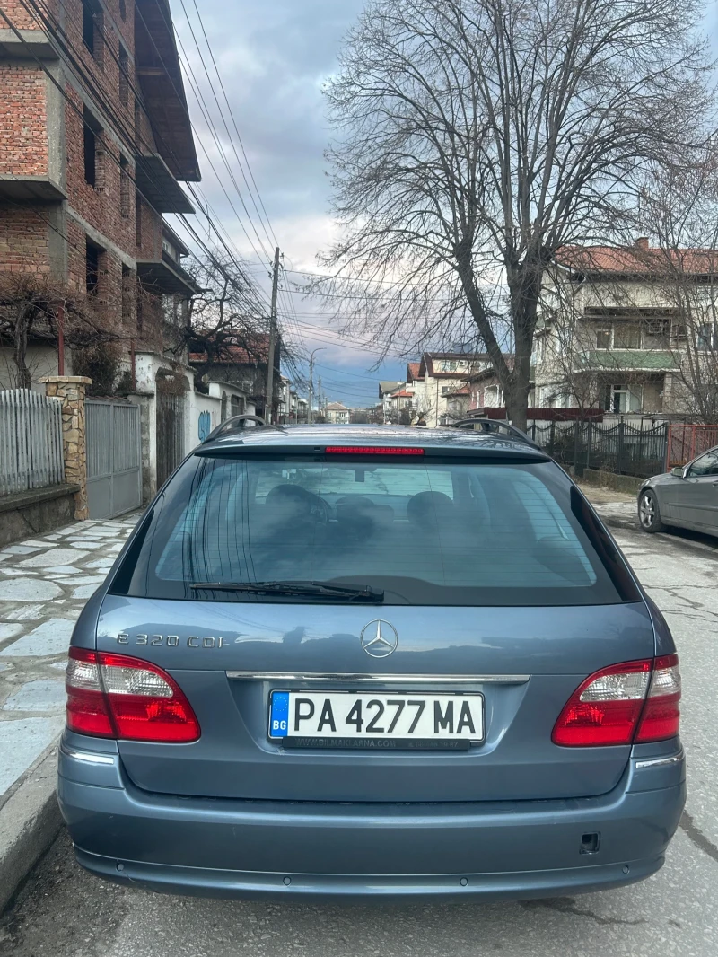 Mercedes-Benz E 320 CDI/Редови 6/Harman Kardon, снимка 5 - Автомобили и джипове - 53238095